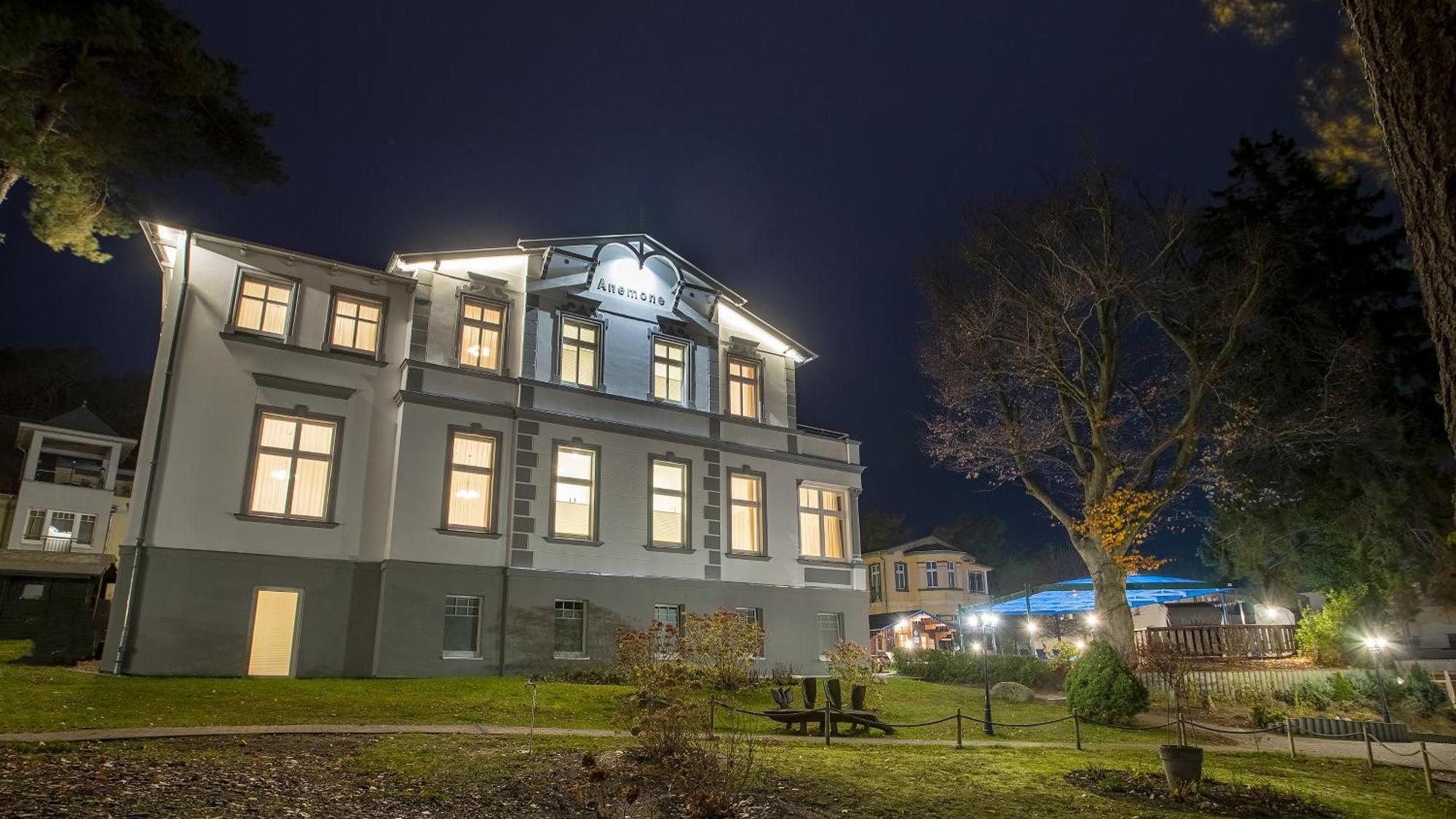 Ostseehotel Villen Im Park - Ein Rovell Hotel Heringsdorf  Exterior foto